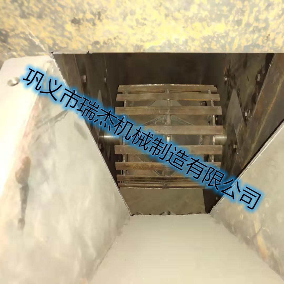 斗式提升機內(nèi)部結(jié)構(gòu)